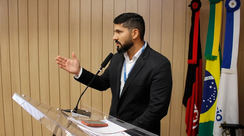 Geandro Farias editor A BASE PB